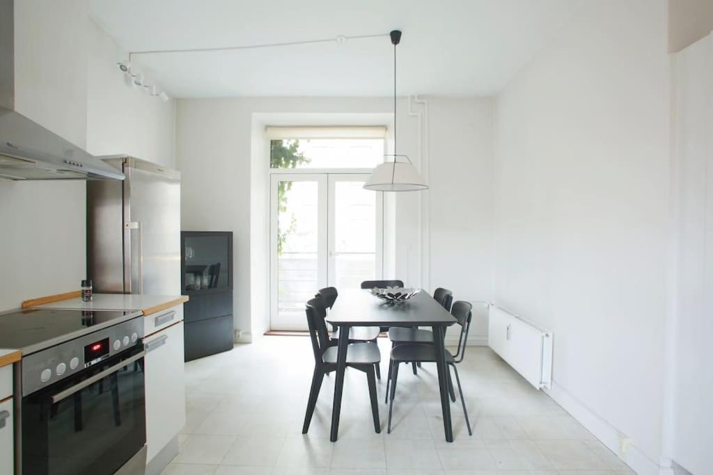 Large & Bright 3Br Apartment W Whirlpool Near Metro Kopenhagen Buitenkant foto