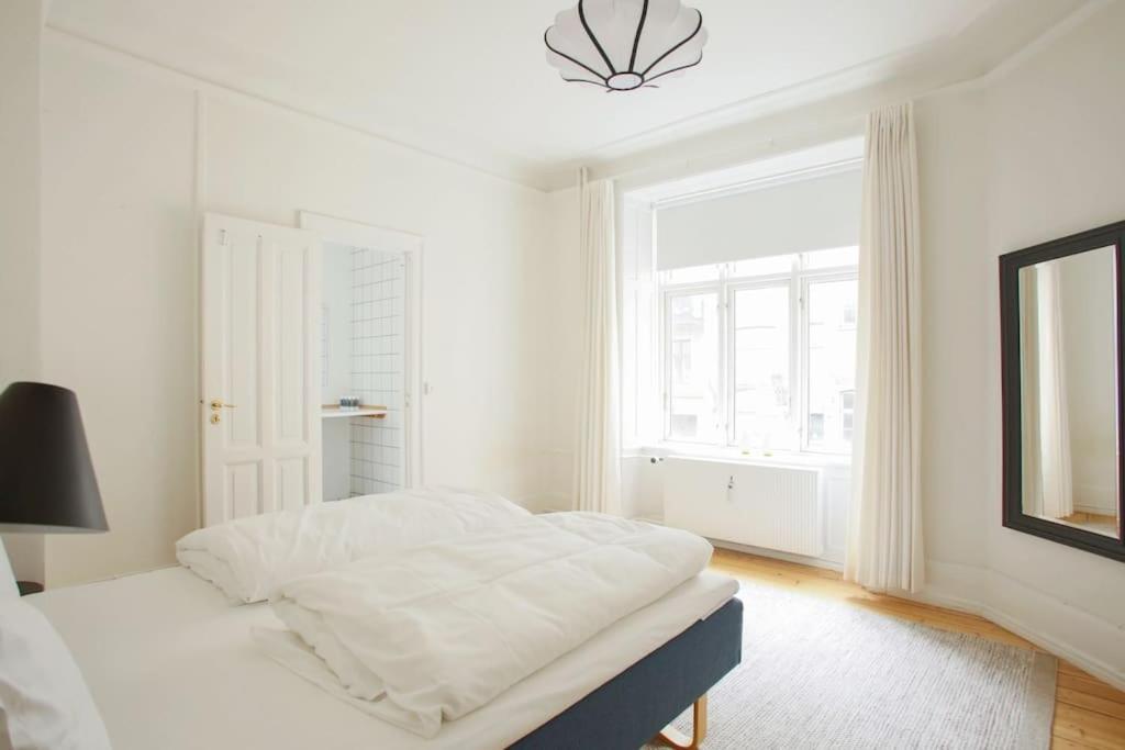 Large & Bright 3Br Apartment W Whirlpool Near Metro Kopenhagen Buitenkant foto