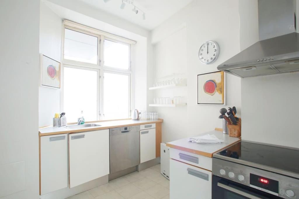 Large & Bright 3Br Apartment W Whirlpool Near Metro Kopenhagen Buitenkant foto